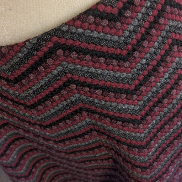 Ann Taylor Dresses & Skirts - 3/$33 - NWT Gray Burgundy Black Pattern Ann Taylor Skirt